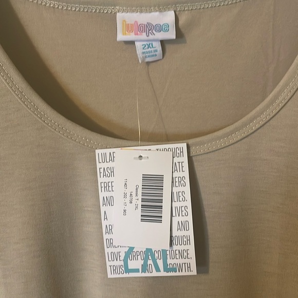 NWT LuLaRoe Cream Classic T Size 2XL - Picture 4 of 7